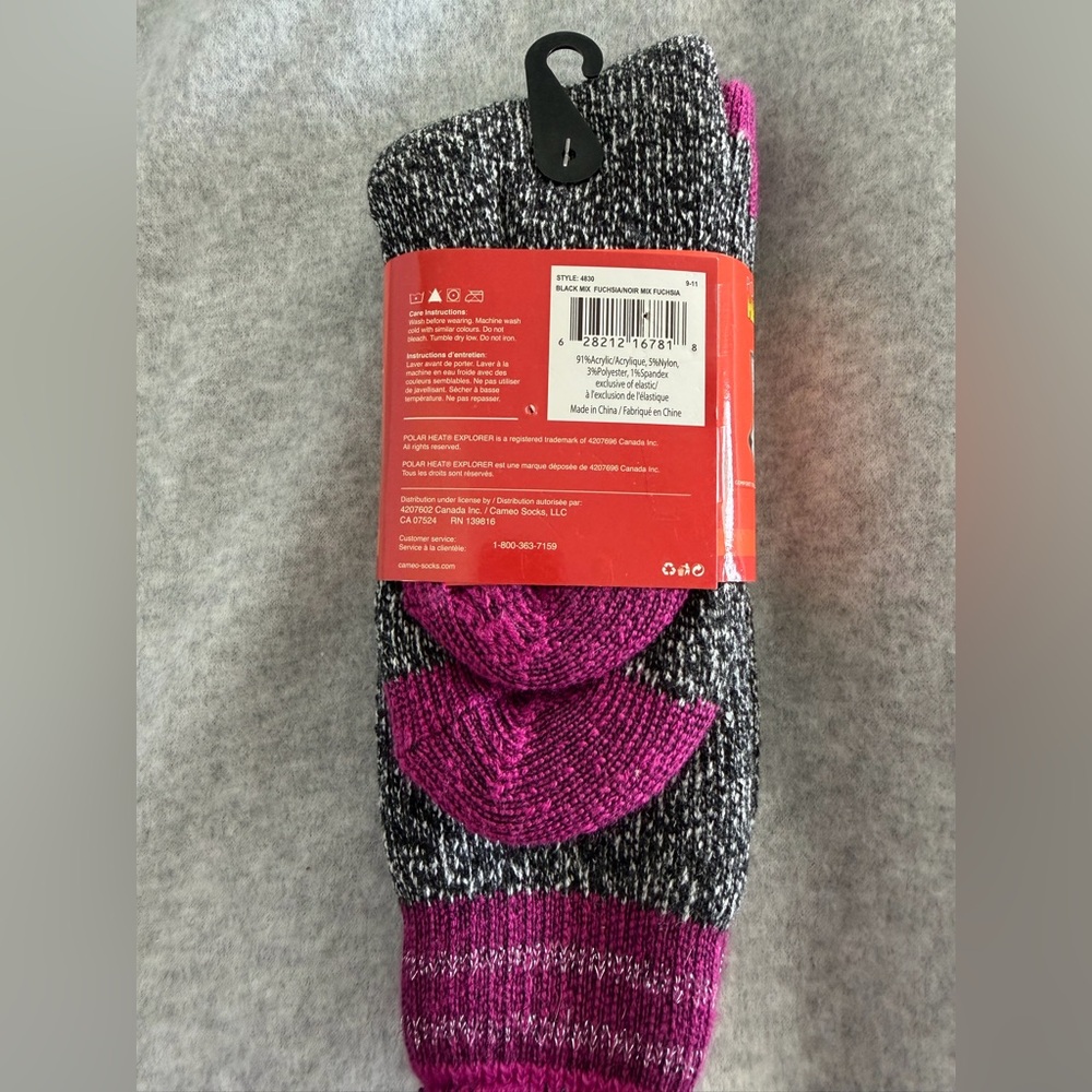 Women’s Socks - Picture 3 of 4